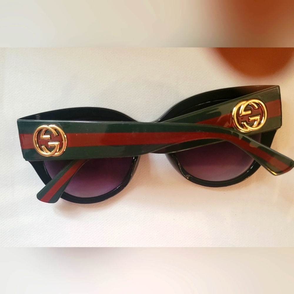 GG Styled Cat Eye Sunglasses